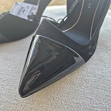 Escarpins – taille 37 – noirs - ZARA Trafaluc Escarpins – taille 37 – noirs - ZARA Trafaluc