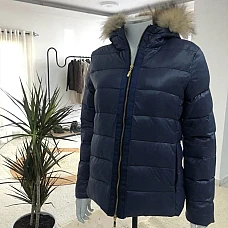 Doudoune taille 36 MONCLER Doudoune taille 36 MONCLER